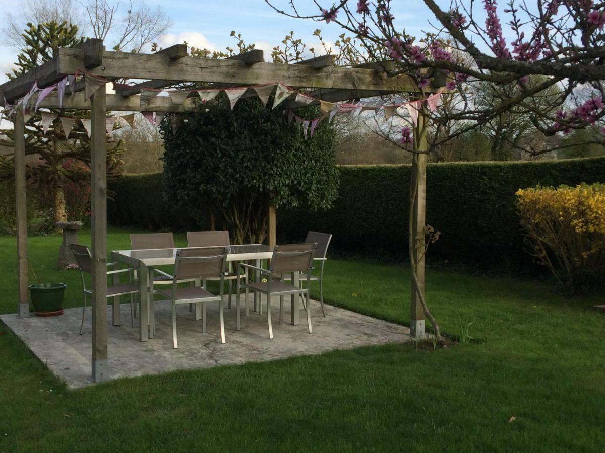 La Crepelliere Bed & Breakfast Villedieu-les-Poeles-Rouffigny Luaran gambar